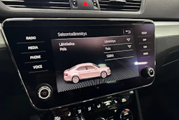 harmaa Skoda Superb 2019 kuva 20.