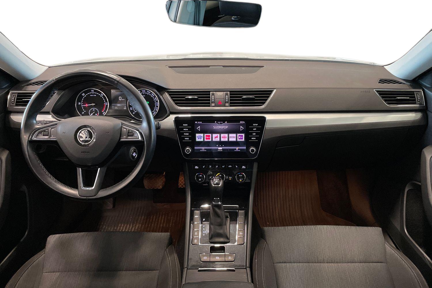 Skoda Superb 2019, kuva 7/30