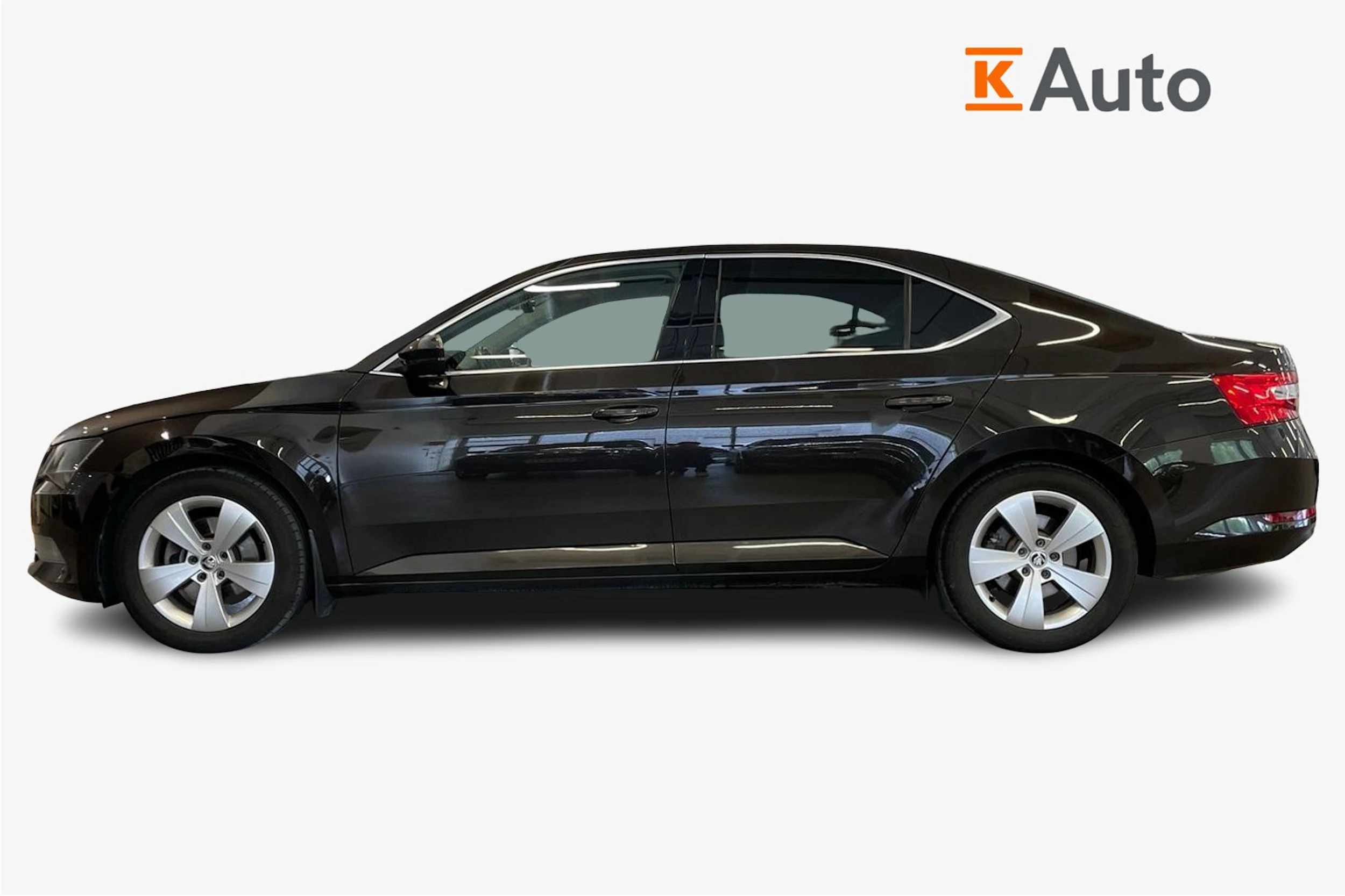 ruskea (beige) Skoda Superb 2019 kuva 7.