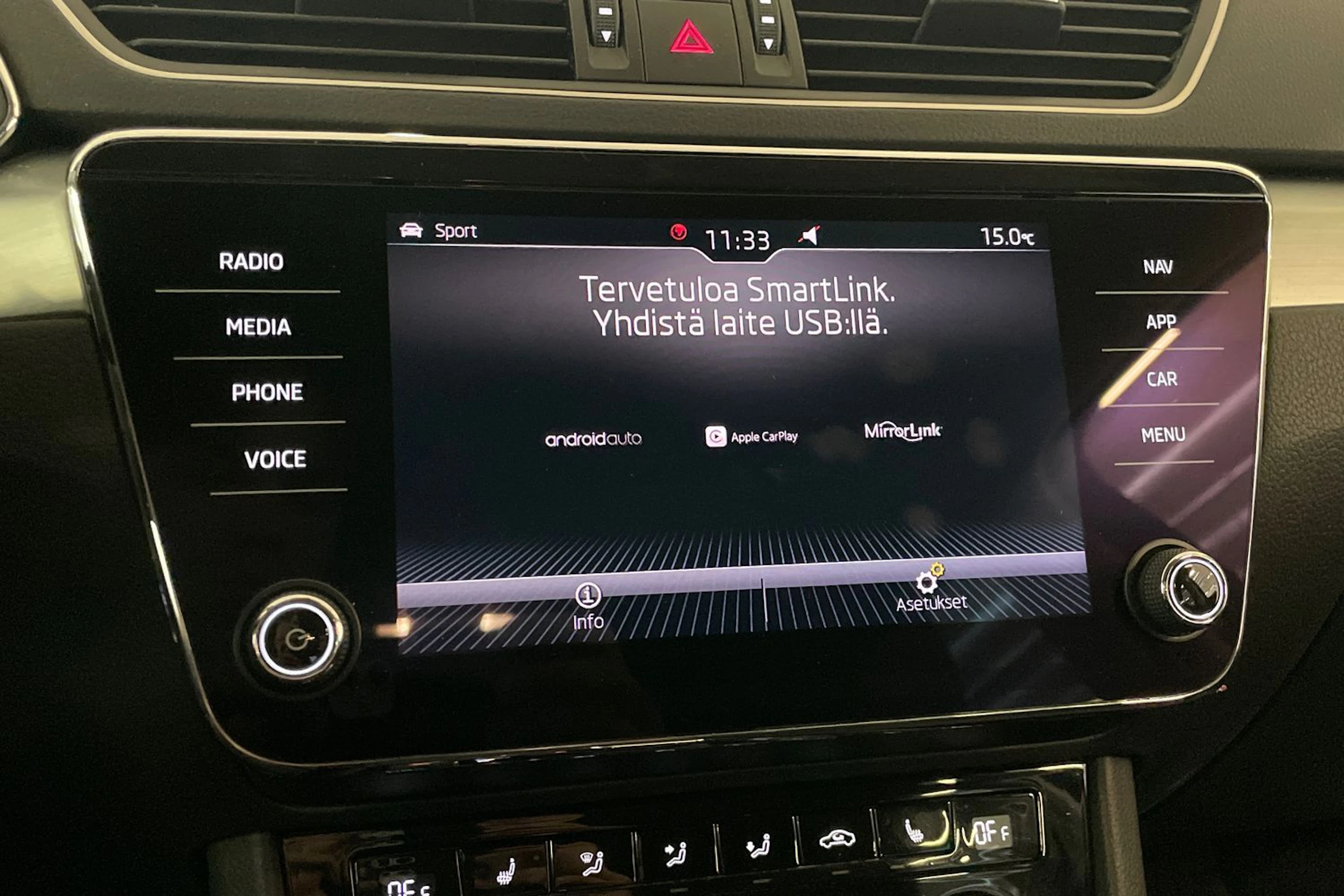 ruskea (beige) Skoda Superb 2019 kuva 21.