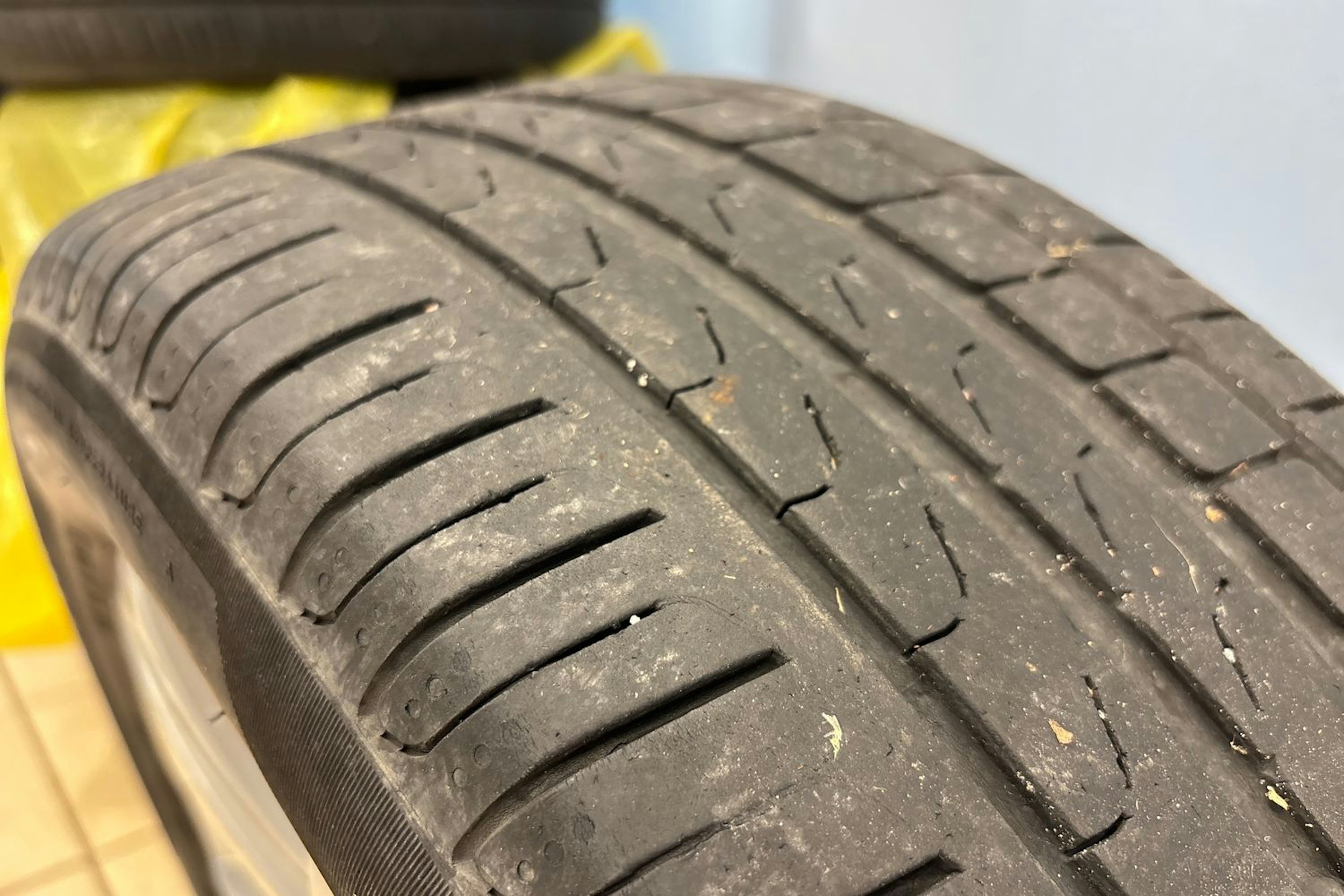 Valkoinen Skoda Superb 2019 kuva 15.