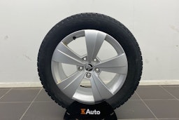 valkoinen Skoda Superb 2019 kuva 13.