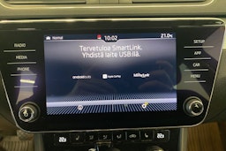 valkoinen Skoda Superb 2019 kuva 24.