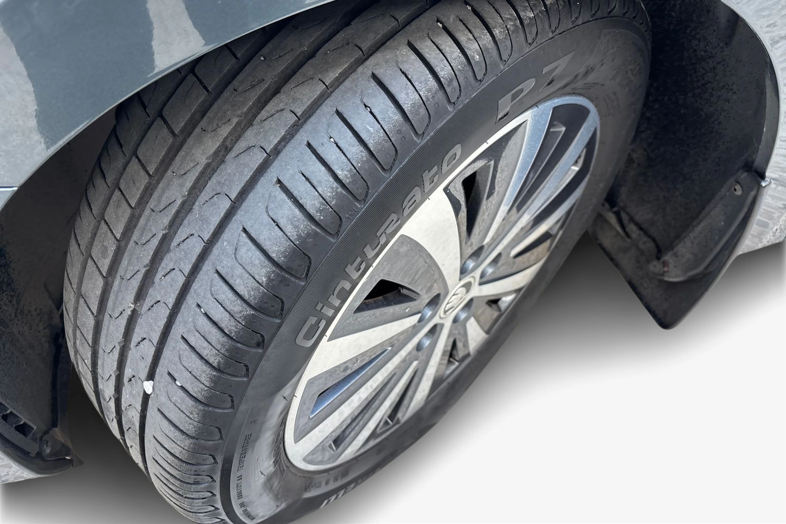 harmaa Skoda Superb 2019 kuva 9.