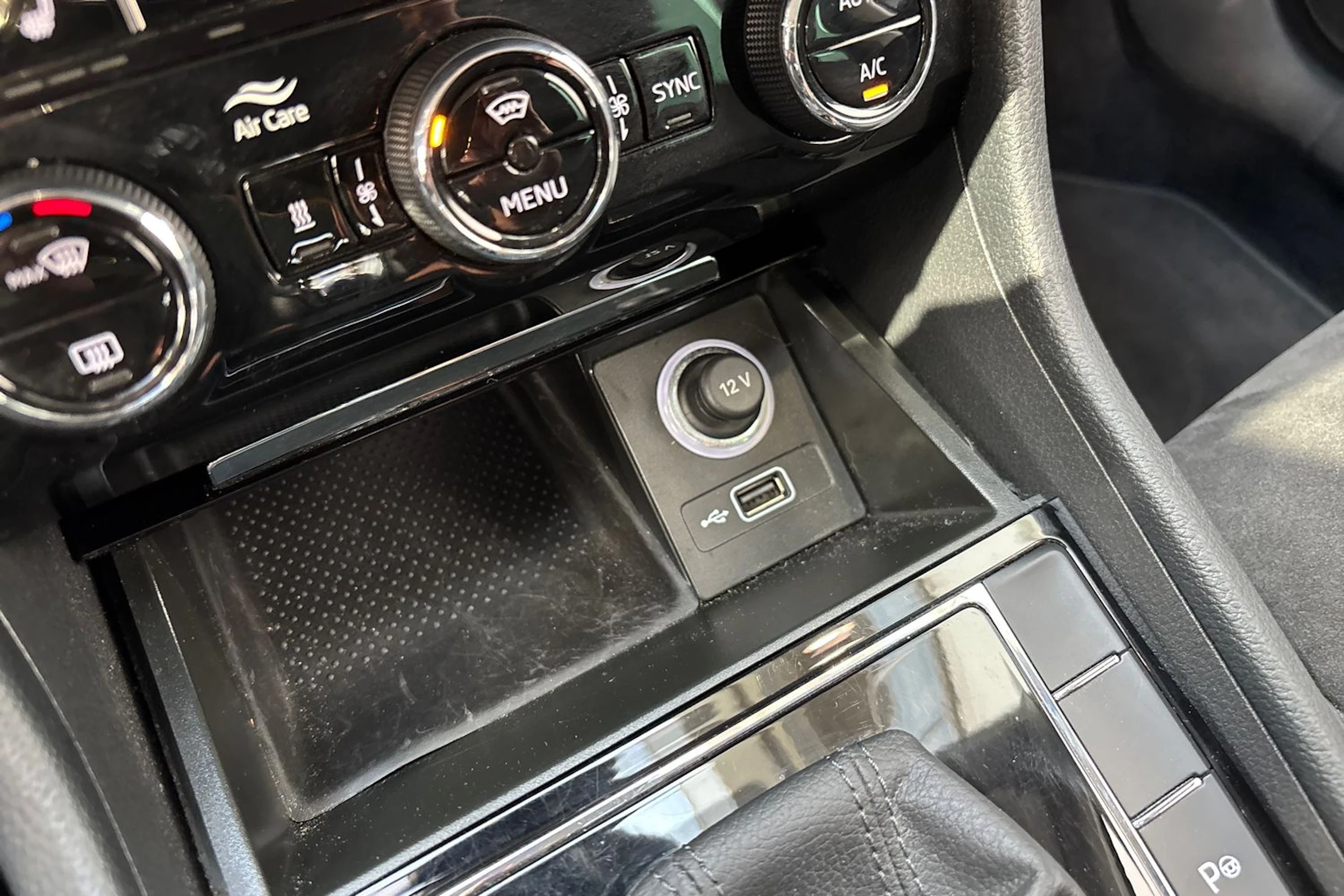 harmaa Skoda Superb 2019 kuva 26.