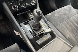 harmaa Skoda Superb 2019 kuva 27.