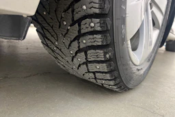 valkoinen Skoda Superb 2019 kuva 10.