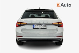 Valkoinen Skoda Superb 2020 kuva 3.