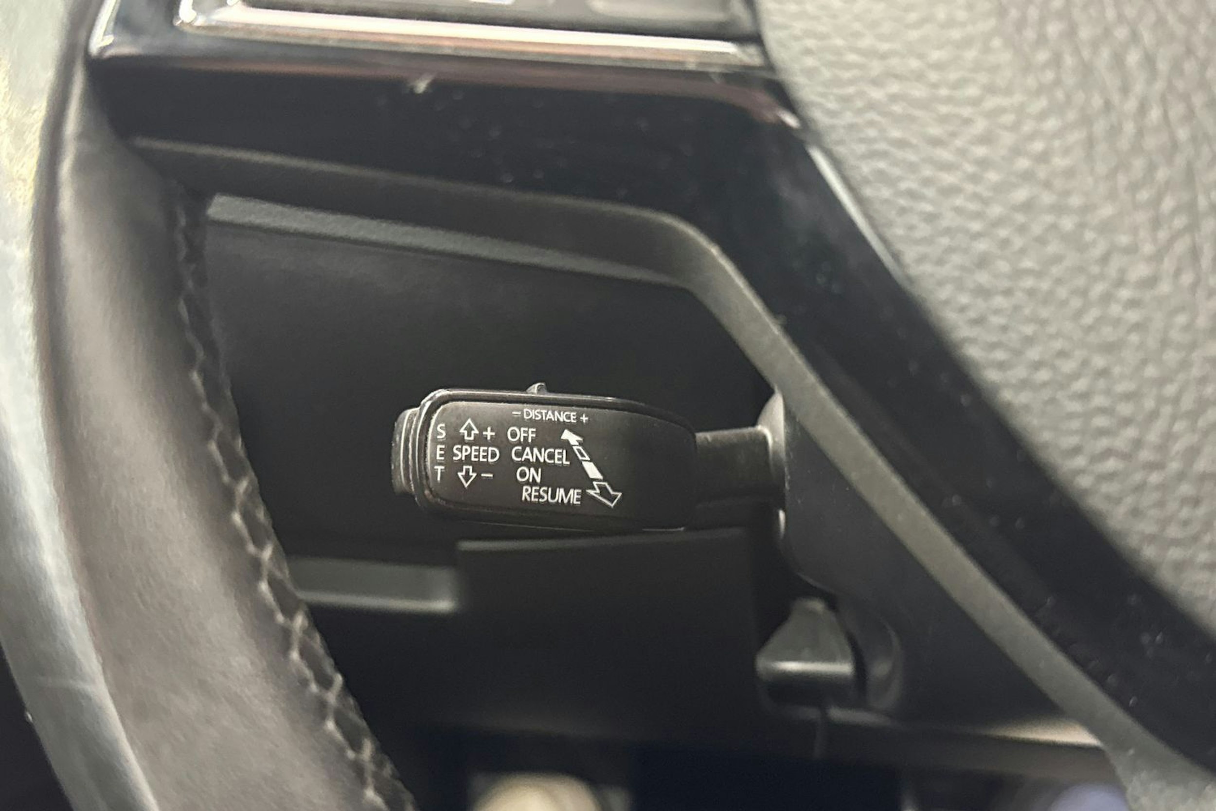 sininen Skoda Superb 2020 kuva 18.