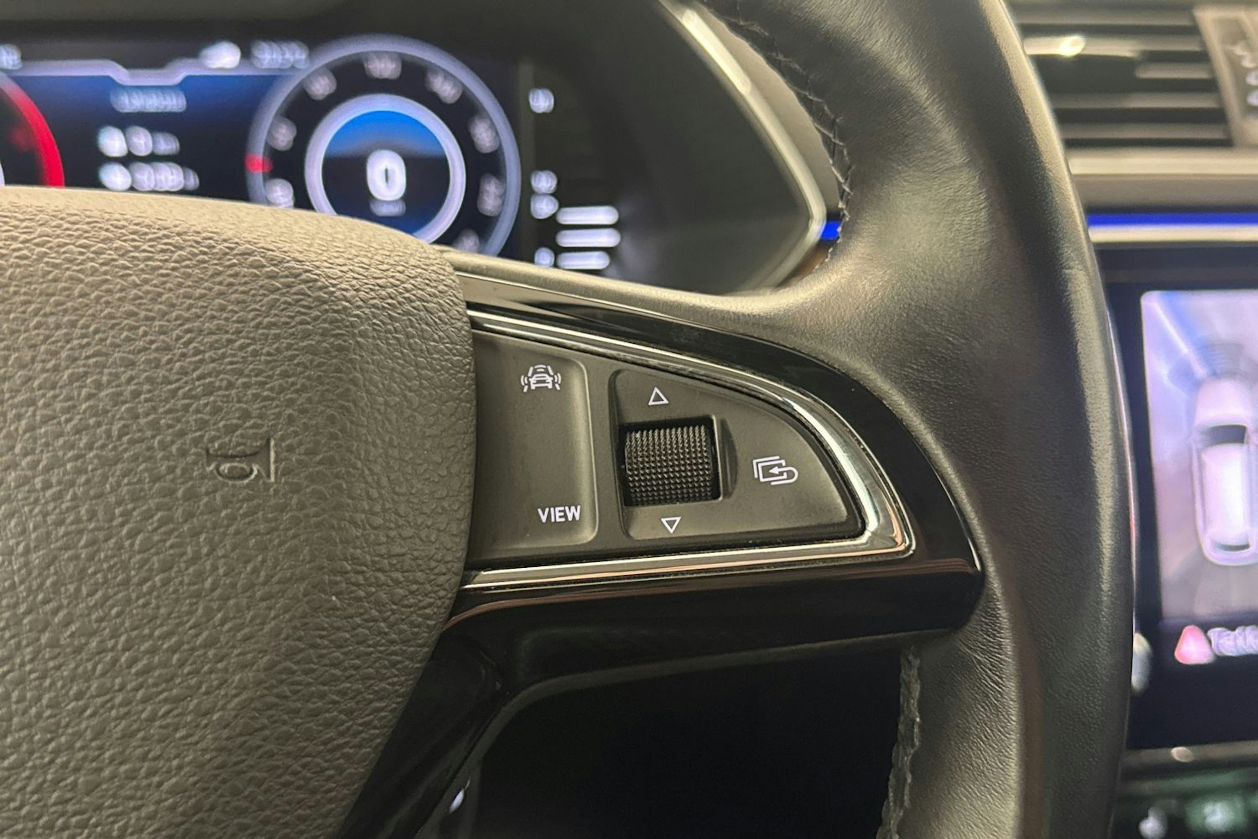 sininen Skoda Superb 2020 kuva 19.