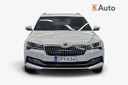 Valkoinen Skoda Superb 2020 kuva 5.