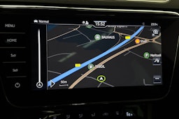 Valkoinen Skoda Superb 2020 kuva 24.