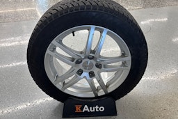 Valkoinen Skoda Superb 2020 kuva 43.