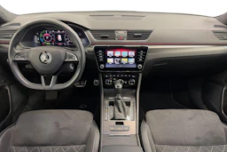 valkoinen Skoda Superb 2020 kuva 7.