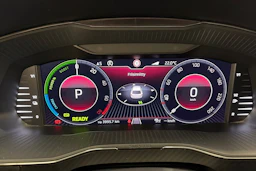 valkoinen Skoda Superb 2020 kuva 18.