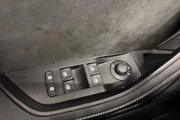 valkoinen Skoda Superb 2020 kuva 30.