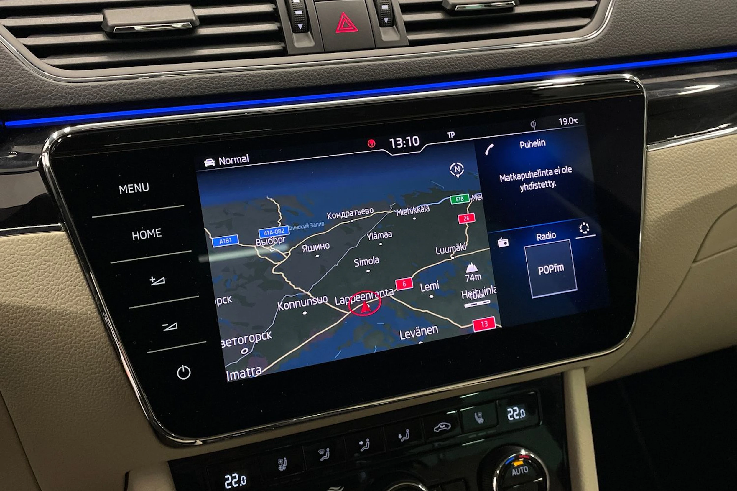 Musta Skoda Superb 2020 kuva 19.