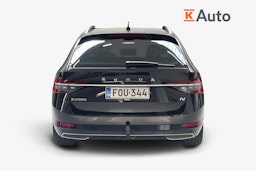 musta Skoda Superb 2020 kuva 3.