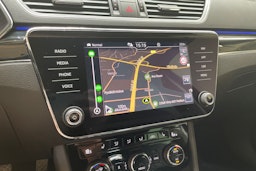 musta Skoda Superb 2020 kuva 21.