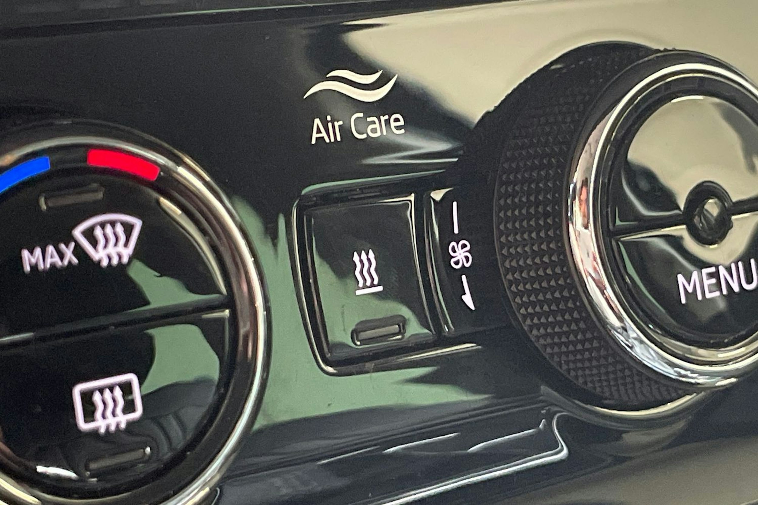 musta Skoda Superb 2020 kuva 25.