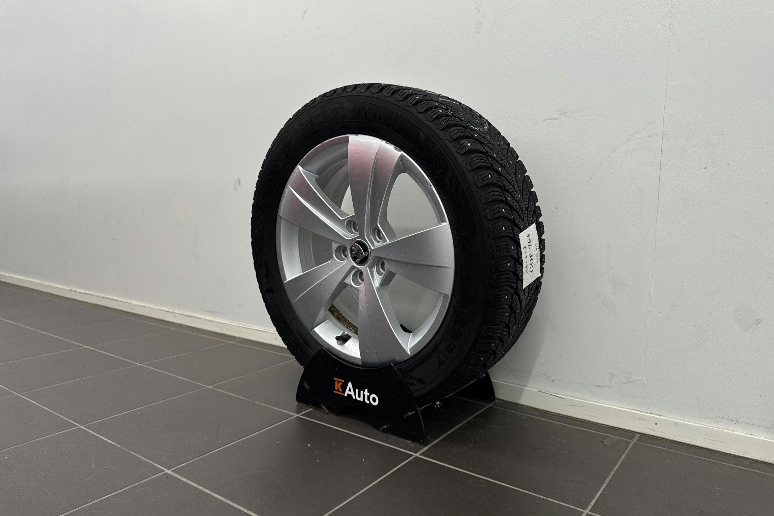punainen Skoda Superb 2020 kuva 13.