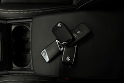 punainen Skoda Superb 2020 kuva 27.