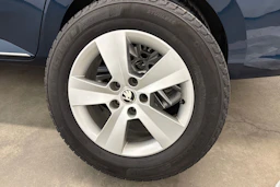 met. sininen Skoda Superb 2020 kuva 15.