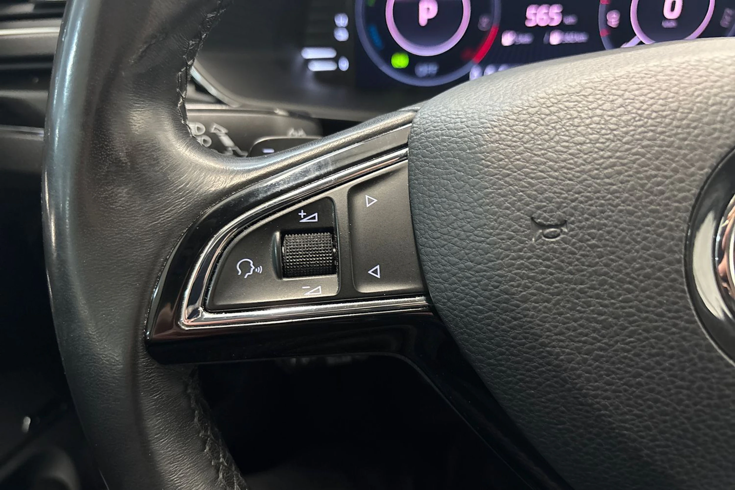 met. sininen Skoda Superb 2020 kuva 27.