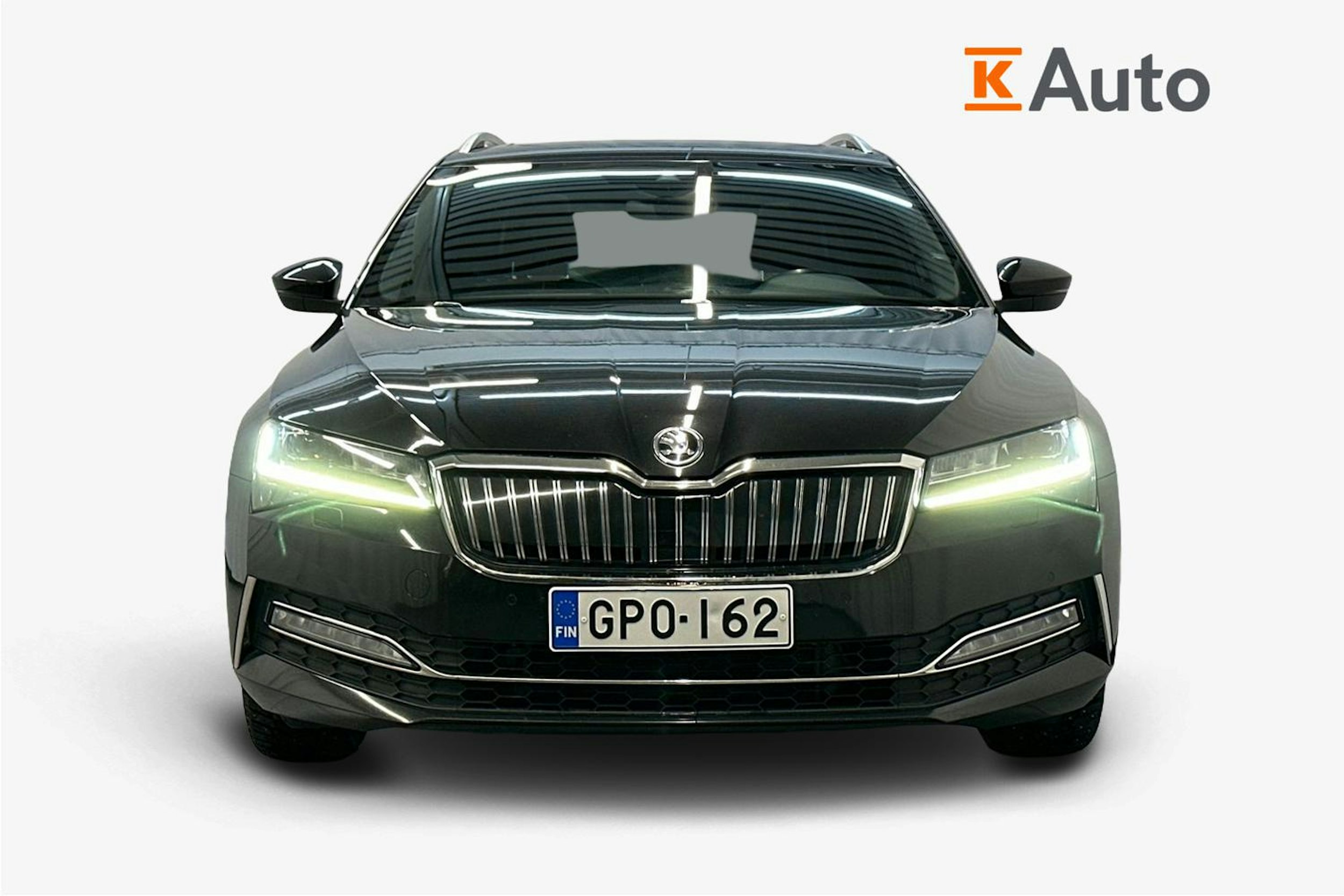 musta Skoda Superb 2020 kuva 5.