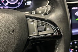 musta Skoda Superb 2020 kuva 25.