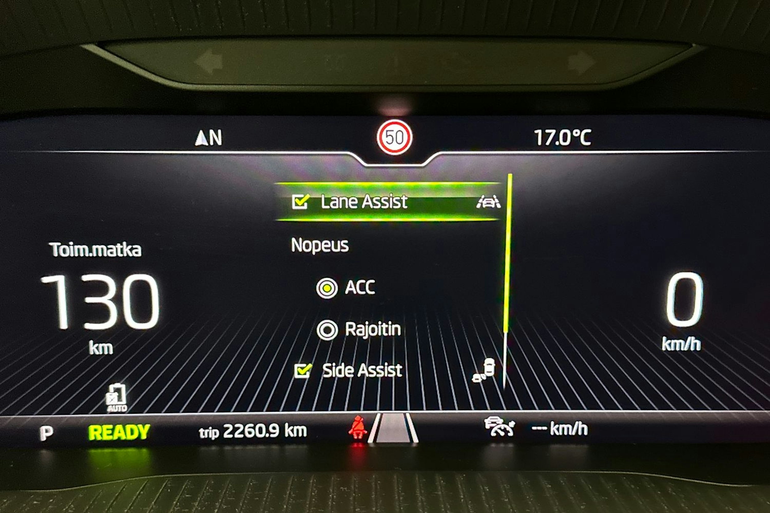 musta Skoda Superb 2020 kuva 28.