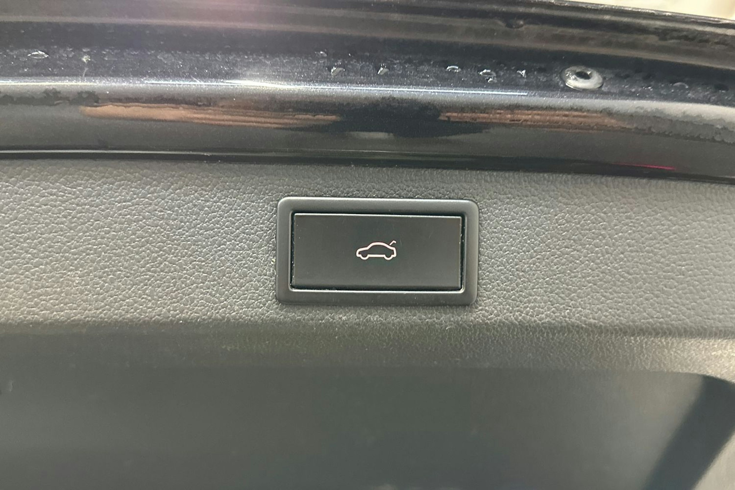 musta Skoda Superb 2020 kuva 41.