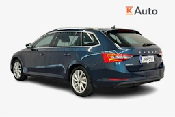 sininen Skoda Superb 2020 kuva 2.