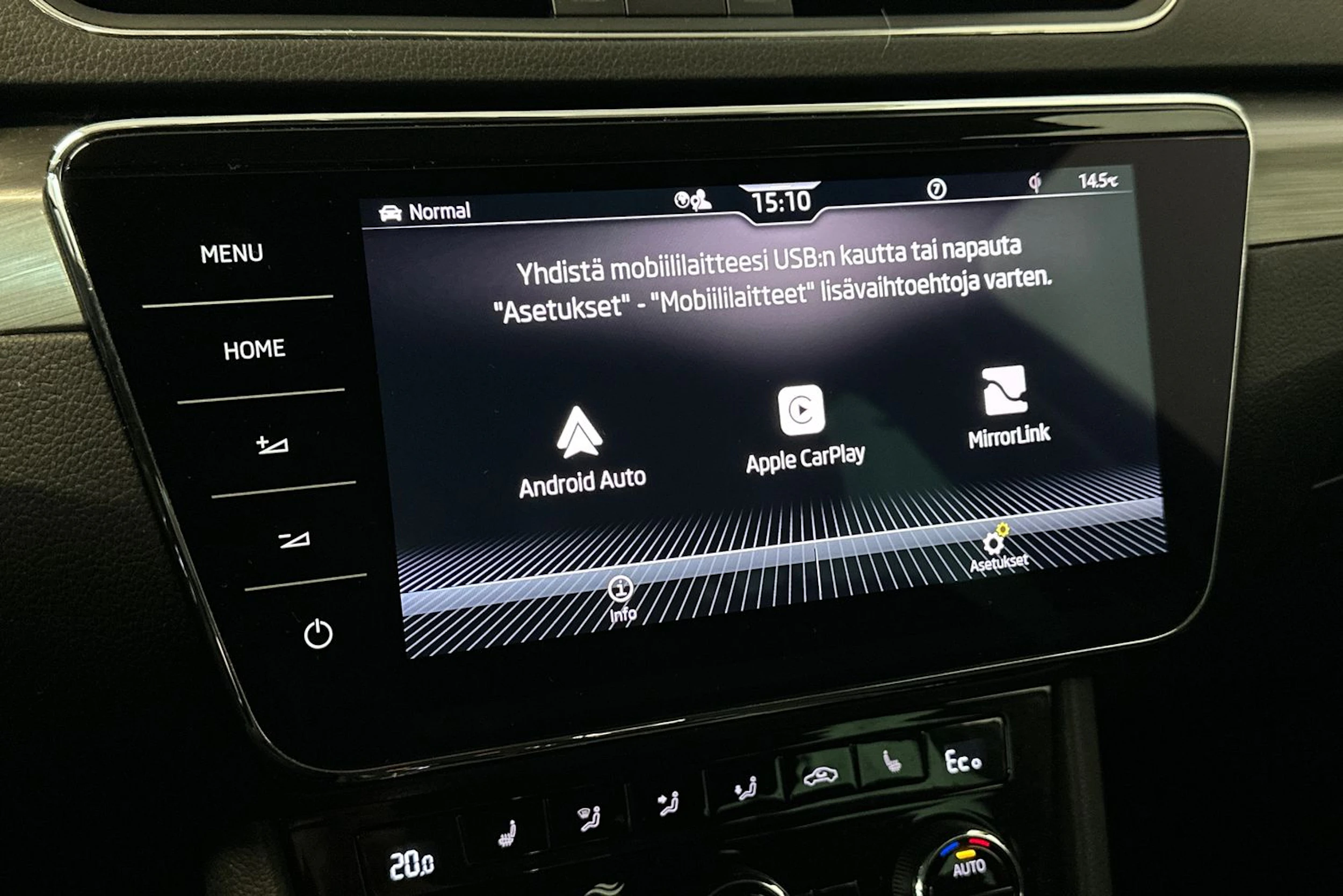 sininen Skoda Superb 2020 kuva 21.