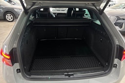 harmaa Skoda Superb 2020 kuva 14.