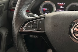 harmaa Skoda Superb 2020 kuva 18.