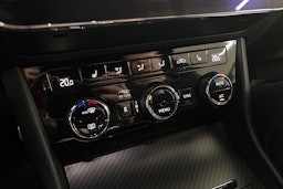 harmaa Skoda Superb 2020 kuva 21.