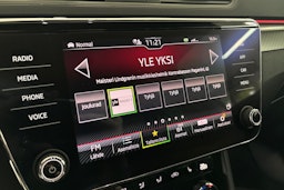 harmaa Skoda Superb 2020 kuva 33.