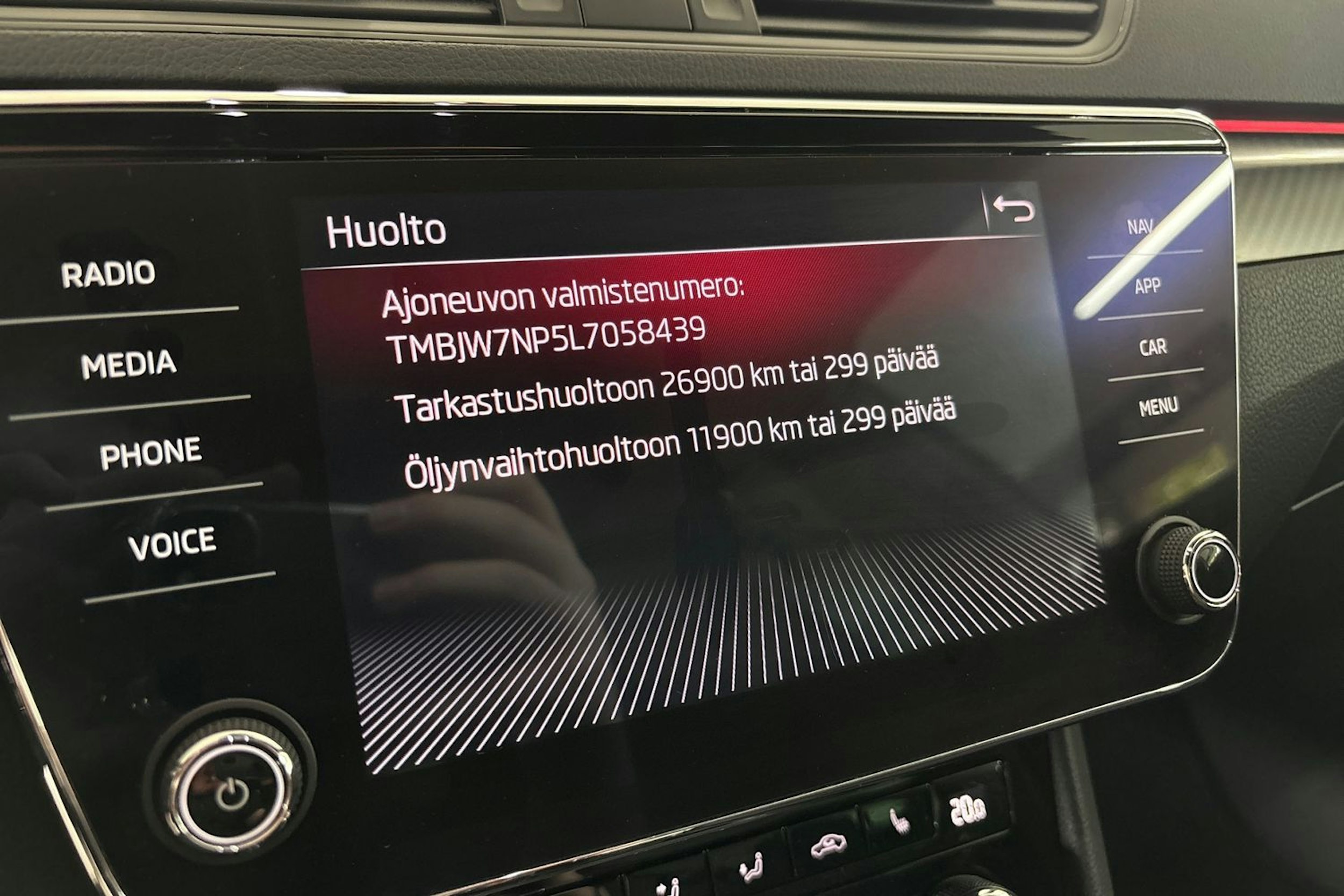 harmaa Skoda Superb 2020 kuva 34.