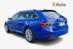 sininen Skoda Superb 2020 kuva 2.