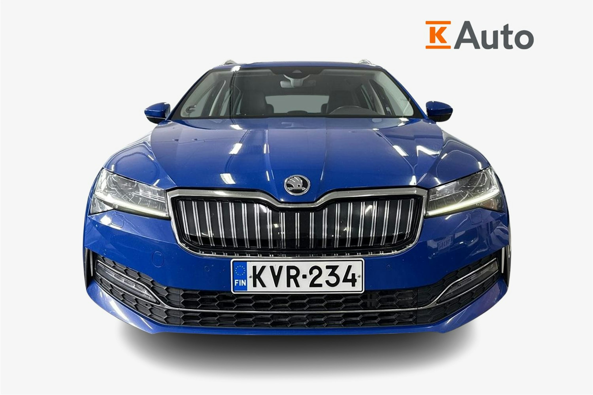 sininen Skoda Superb 2020 kuva 5.