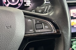 sininen Skoda Superb 2020 kuva 20.