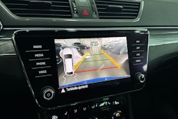 sininen Skoda Superb 2020 kuva 22.