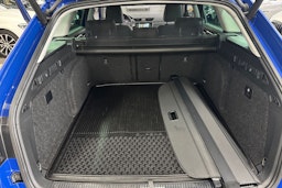 sininen Skoda Superb 2020 kuva 25.