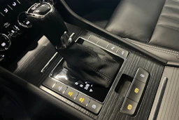musta Skoda Superb 2020 kuva 39.