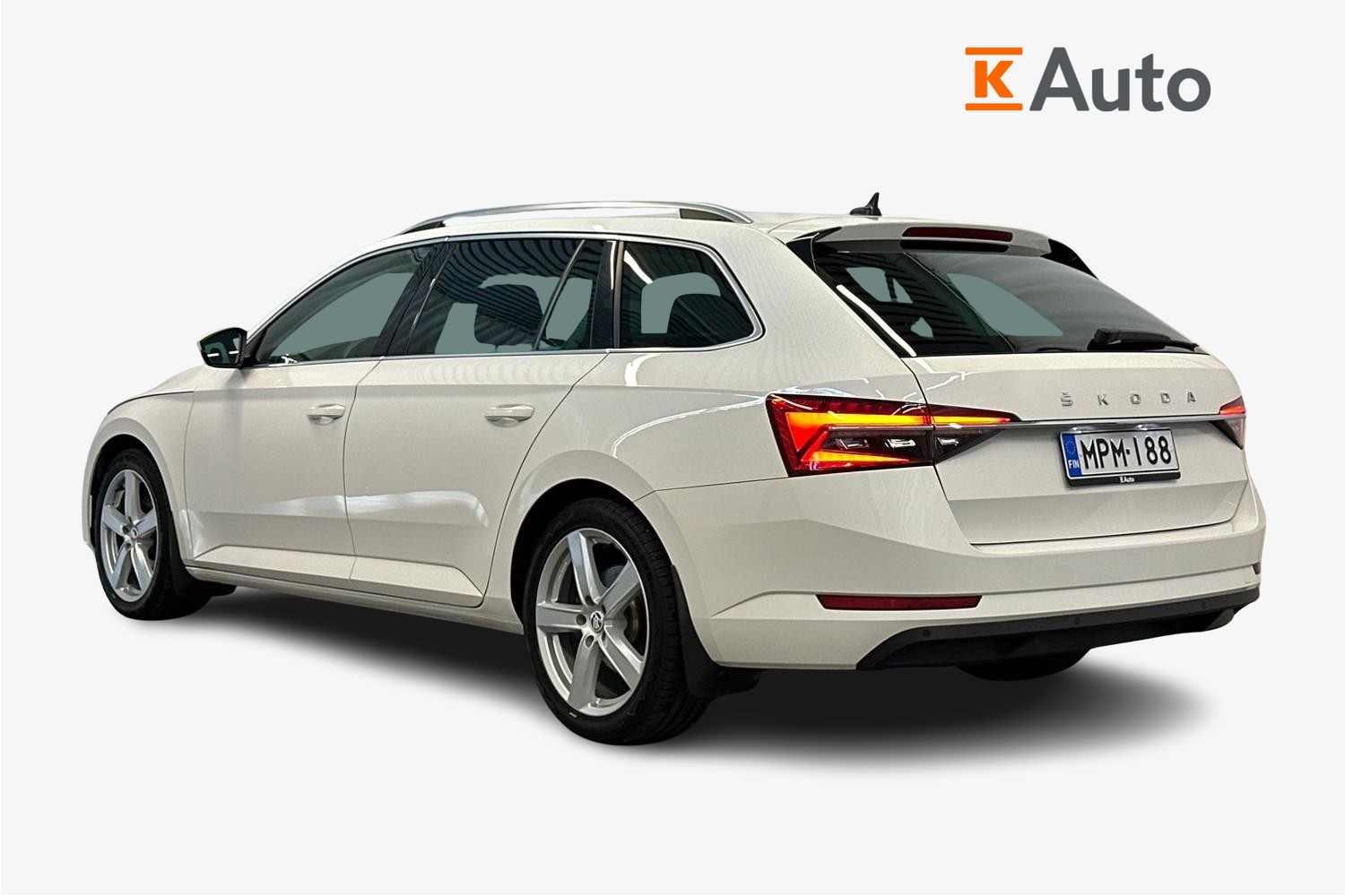 Skoda Superb 2020, kuva 2/31