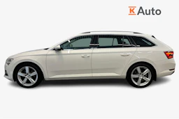 valkoinen Skoda Superb 2020 kuva 5.