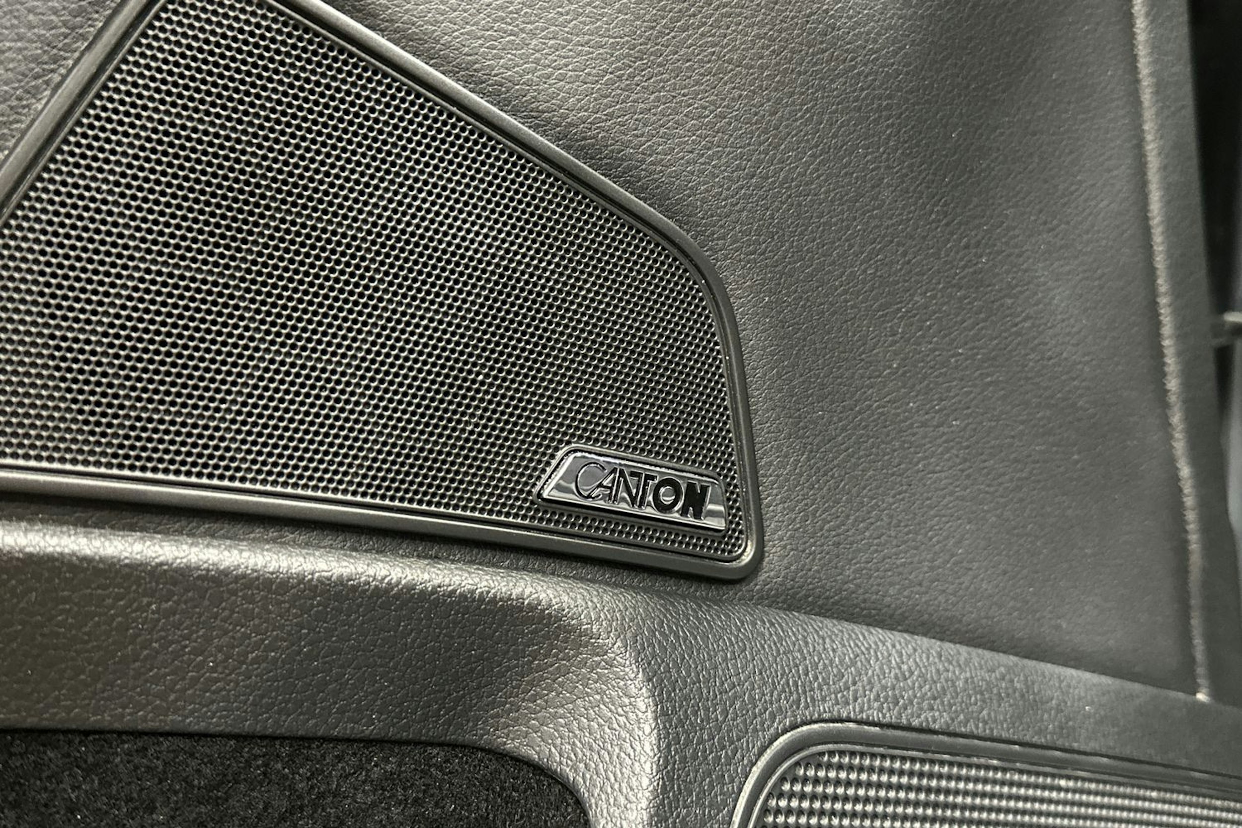 met. harmaa Skoda Superb 2020 kuva 20.