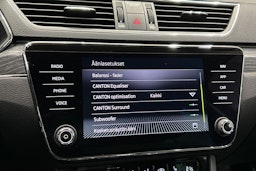 met. harmaa Skoda Superb 2020 kuva 21.