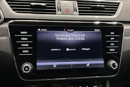 met. harmaa Skoda Superb 2020 kuva 23.